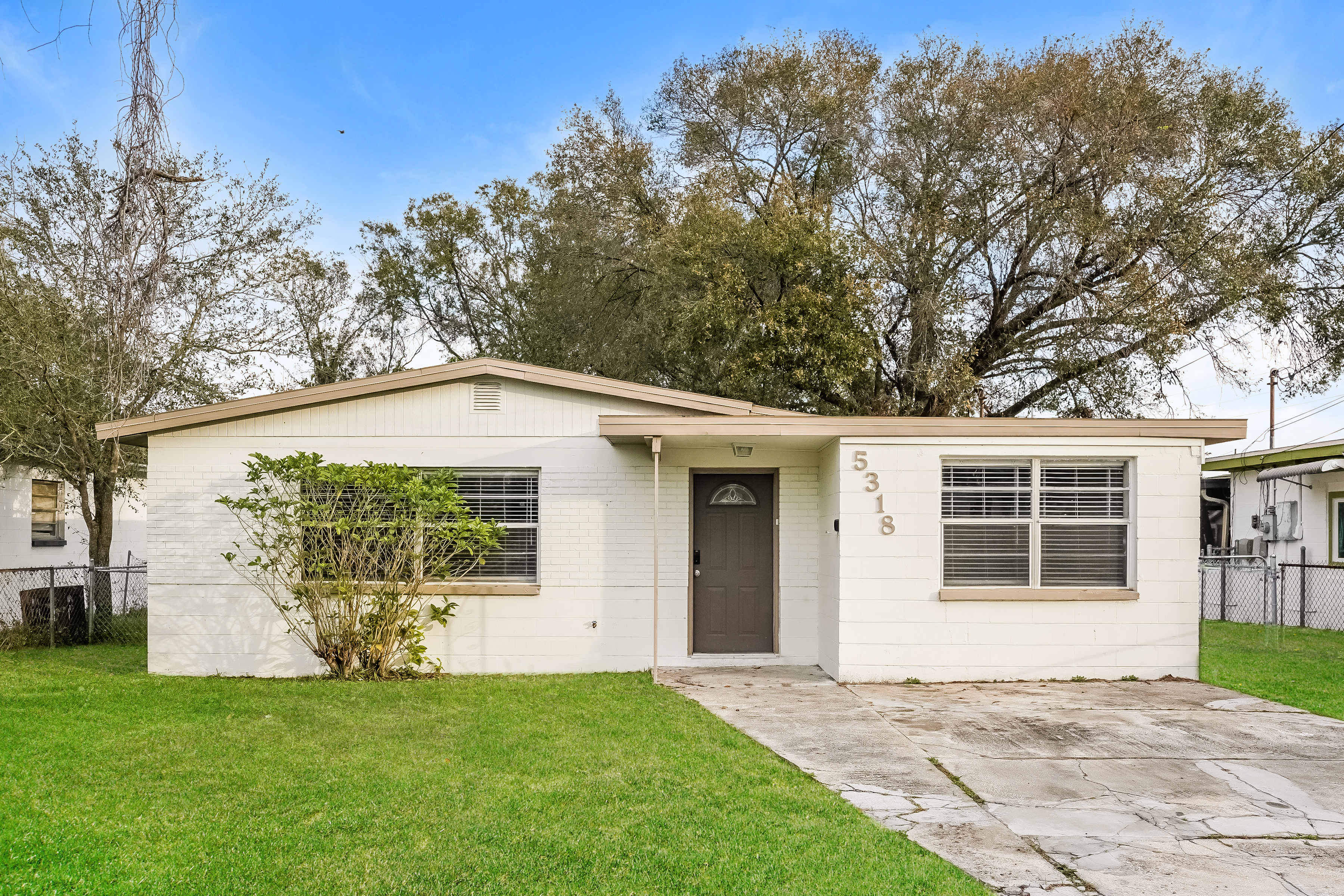 5318 E 18TH AVE TAMPA, FL 33619